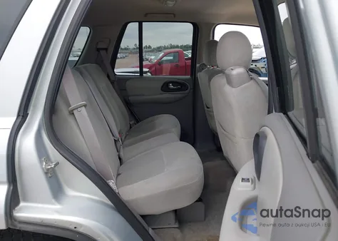 2007 Chevrolet Trailblazer Ls z USA, uszkodzony, nr VIN 1GNDS13S172232479